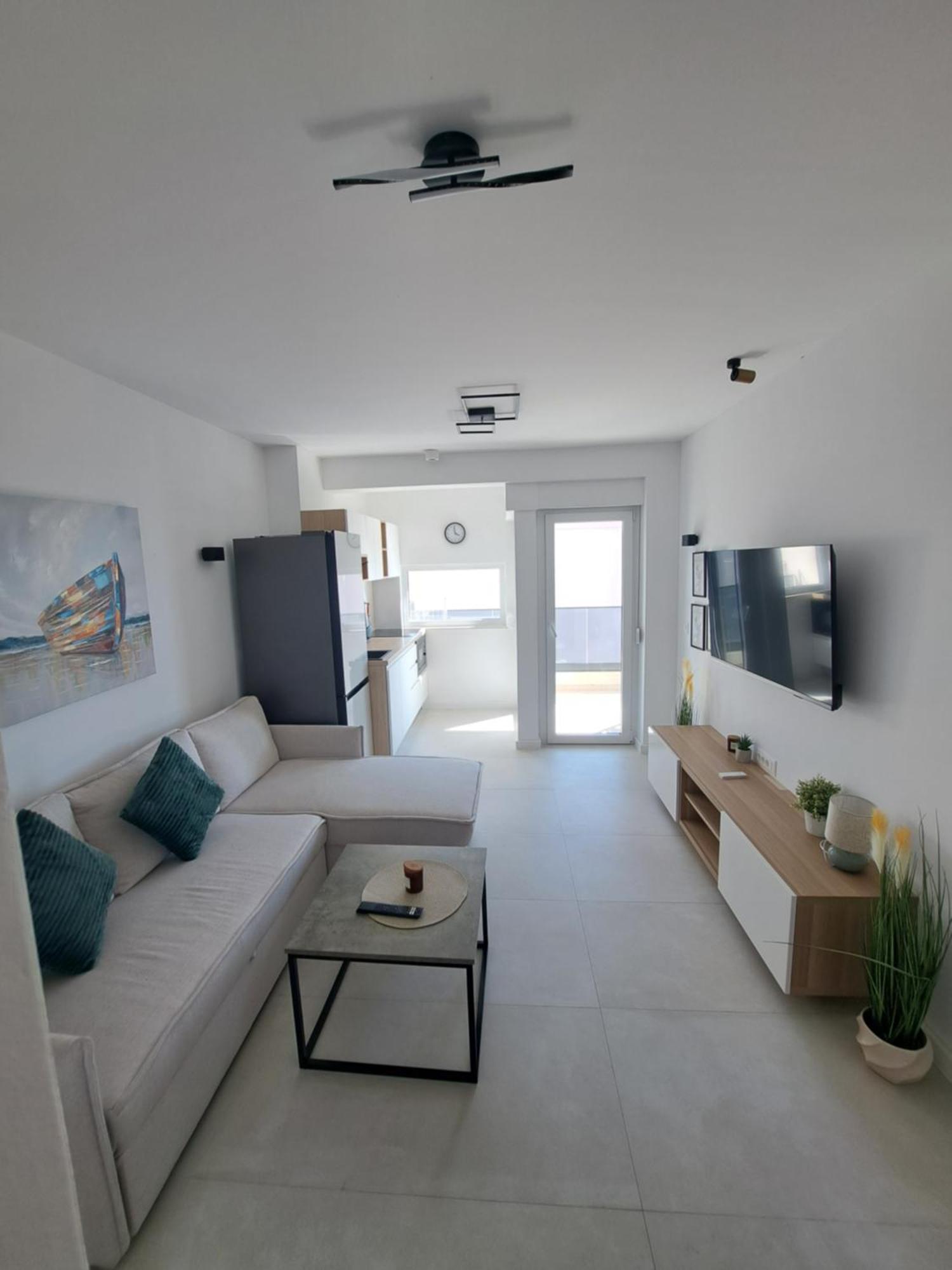 M&M Luxury Apartments เพทรอซาเน ภายนอก รูปภาพ